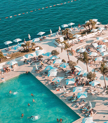 Pool and sea