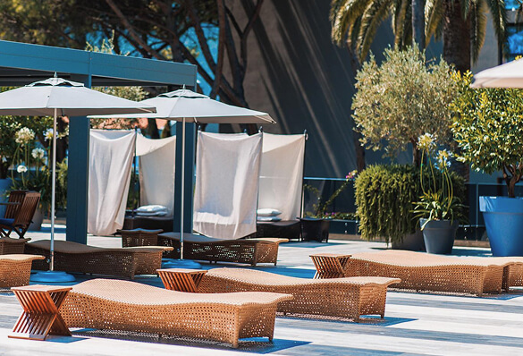 sunbeds