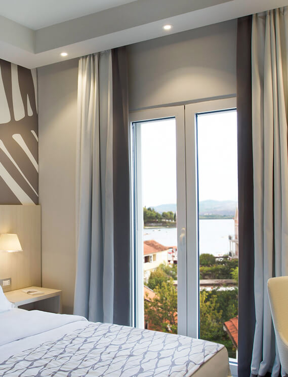 Standard double room 2 3